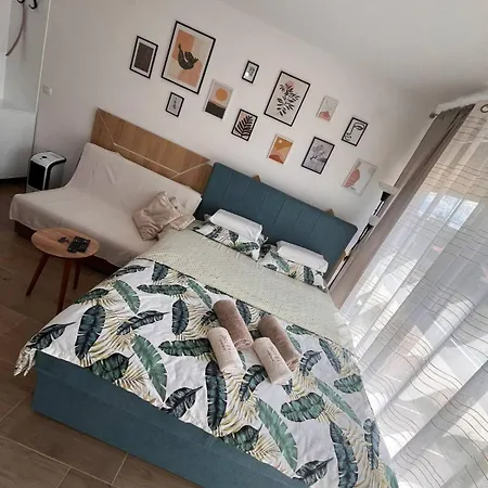 Dan I Noc Apartment Divcibare